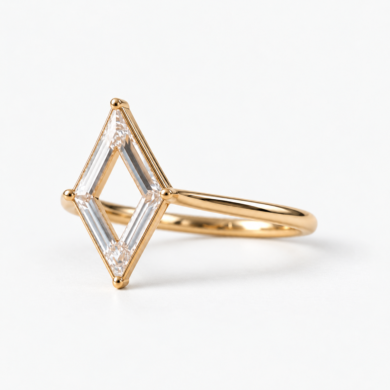 Lab Grown Diamond Rhombus portrait Hollow Frame Cut Point-Set Solitaire Engagement Ring IGI Certified in 14K Yellow Gold