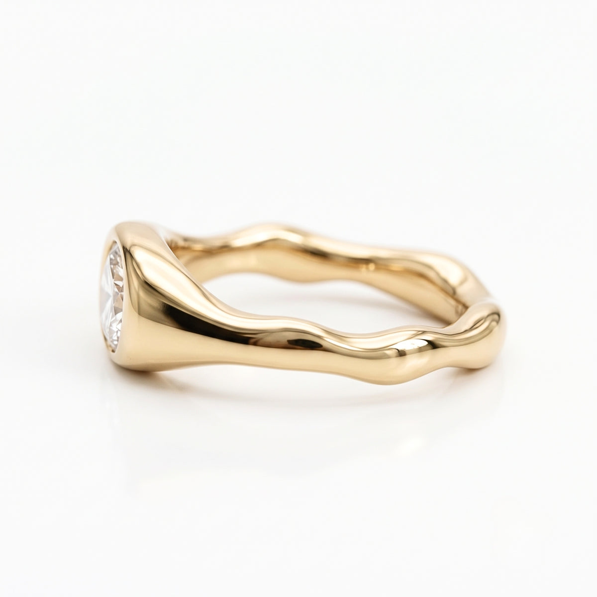Lab Grown Diamond Oval Brilliant Cut East-West Organic Wavy Bezel Engagement Ring IGI Certified in 14K Yellow Gold