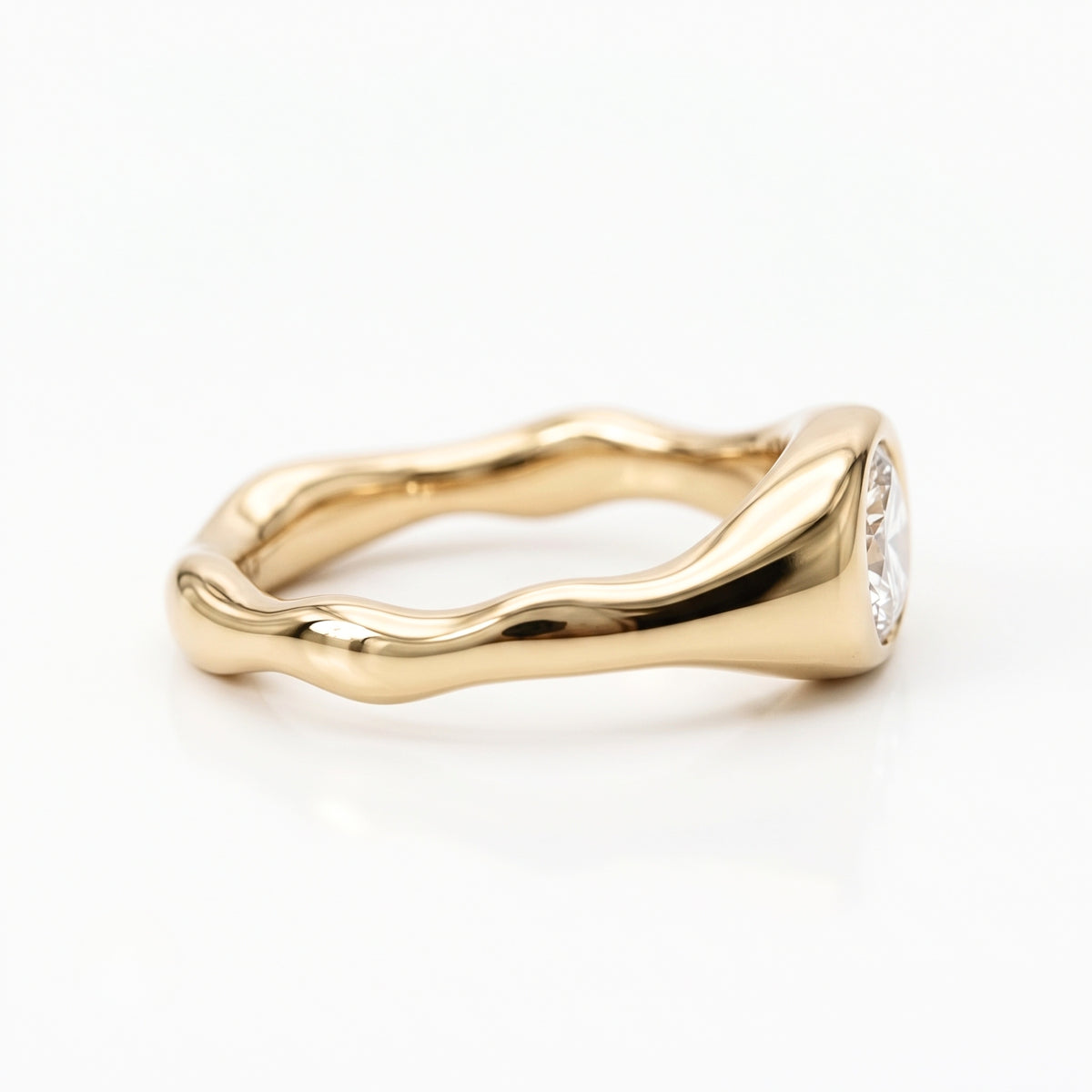 Lab Grown Diamond Oval Brilliant Cut East-West Organic Wavy Bezel Engagement Ring IGI Certified in 14K Yellow Gold