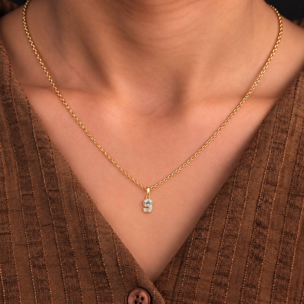 Lab Grown Diamond Number 9 Pendant Necklace in 14K Yellow Gold