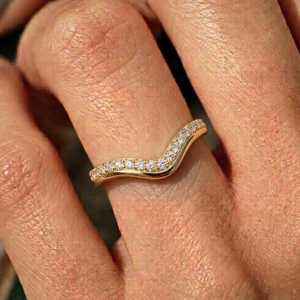 Lab Grown Diamond Round Brilliant Pave Chevron V Band Ring in 14K Yellow Gold